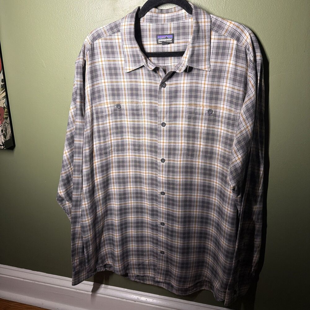 Patagonia Mens Large Long Sleeve Organic Cotton Shirt Plaid Grey